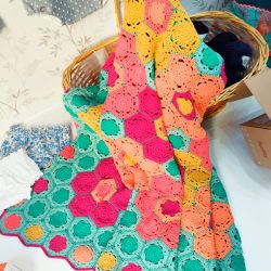 Complementos de lana tejidos en Castellón