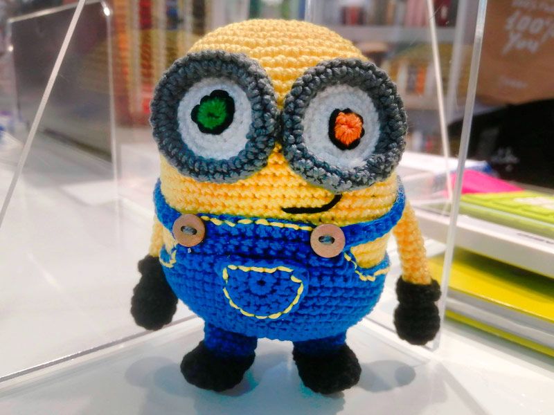 Personajes de películas en peluche de lana